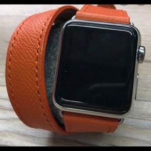 Hermès Apple Watch Double Tour Orange Leather Band